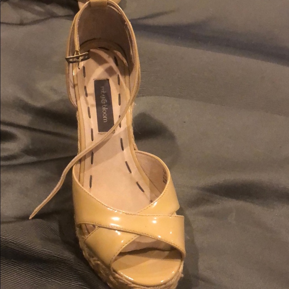 Ruby And Bloom Gently Worn Wedges - image 1